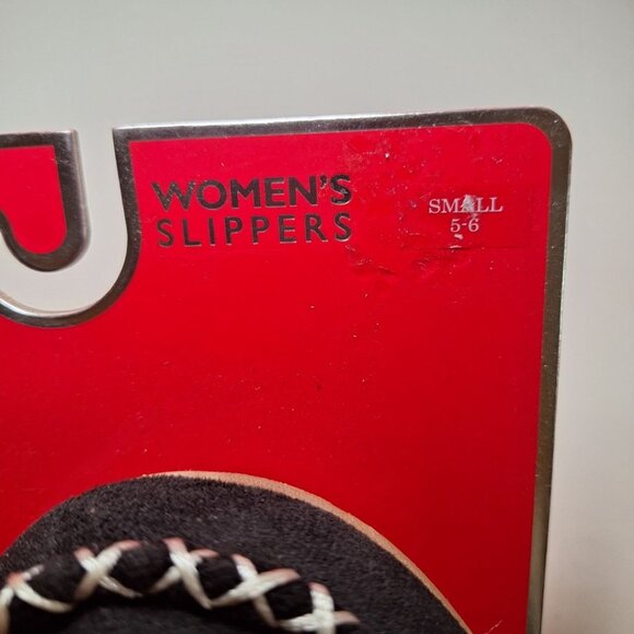 Falls Creek Slippers Lined Black Faux Fur Womens Small 5 6 Winter Warm Cozy - Picture 6 of 7